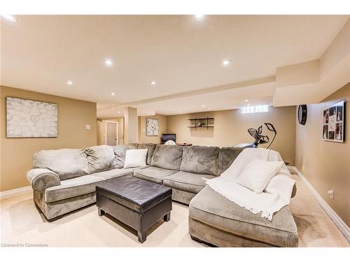 112 Sofron Drive, Cambridge, ON - Indoor Photo Showing Living Room