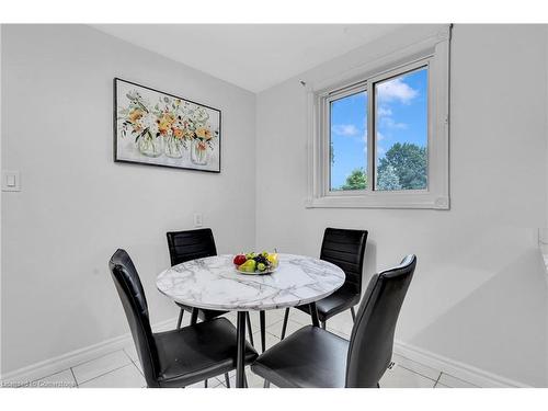 543 Glen Forrest Boulevard, Waterloo, ON - Indoor Photo Showing Dining Room