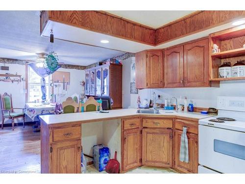 410 Queen Street S, Palmerston, ON - Indoor Photo Showing Kitchen With Double Sink