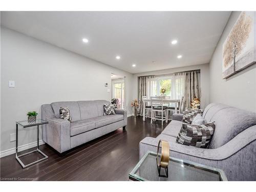 395 Downsview Place, Waterloo, ON - Indoor Photo Showing Living Room