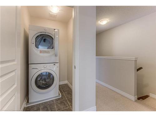 8 Beatrice Lane, Kitchener, ON - Indoor Photo Showing Laundry Room