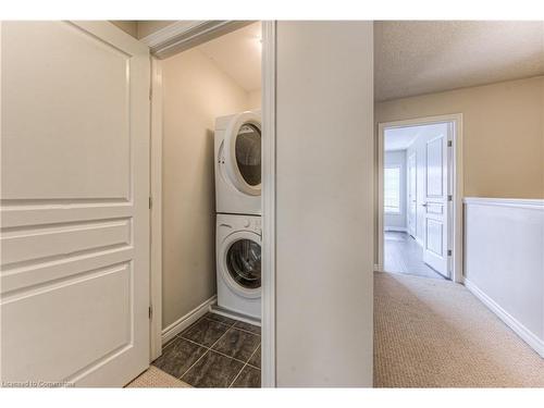 8 Beatrice Lane, Kitchener, ON - Indoor Photo Showing Laundry Room