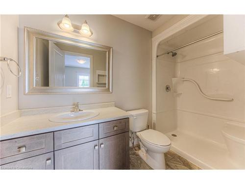 8 Beatrice Lane, Kitchener, ON - Indoor Photo Showing Bathroom