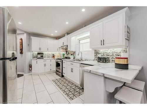 50 Country Creek Drive, Baden, ON - Indoor Photo Showing Kitchen