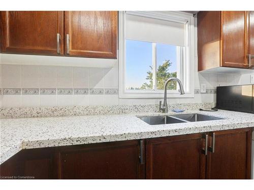 84 Stonecairn Drive, Cambridge, ON - Indoor Photo Showing Kitchen With Double Sink