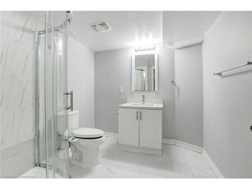 84 Stonecairn Drive, Cambridge, ON - Indoor Photo Showing Bathroom