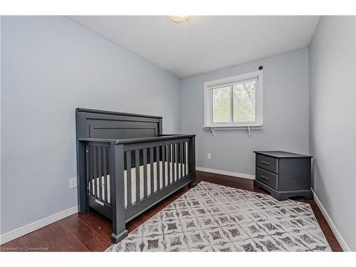 325B Mayview Crescent, Waterloo, ON - Indoor Photo Showing Bedroom