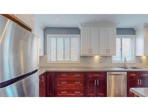 5 Michelle Court, Kitchener, ON - Indoor Photo Showing Kitchen