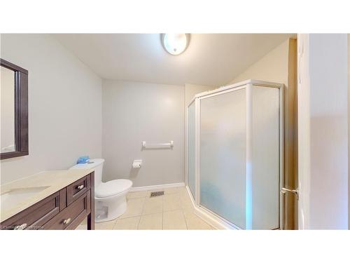 5 Michelle Court, Kitchener, ON - Indoor Photo Showing Bathroom