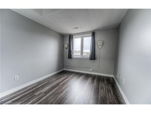 3C-1660 Fischer Hallman Road, Kitchener, ON - Indoor Photo Showing Other Room