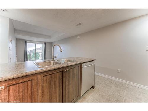 3C-1660 Fischer Hallman Road, Kitchener, ON - Indoor Photo Showing Kitchen With Double Sink