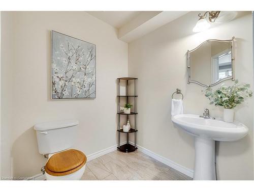 36 Tudor Street, Kitchener, ON - Indoor Photo Showing Bathroom