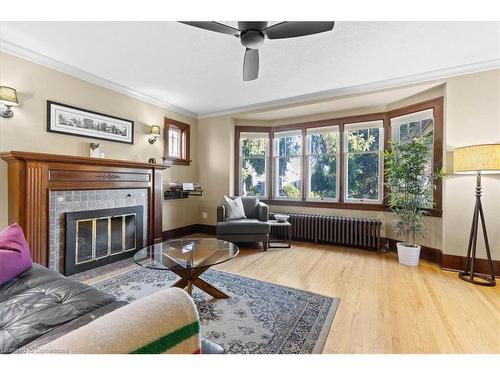 19 Homewood Avenue, Kitchener, ON - Indoor Photo Showing Living Room With Fireplace