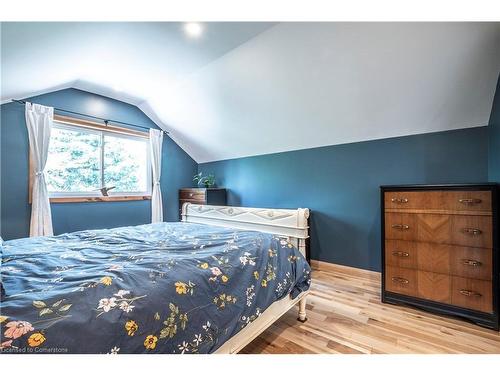 707 Conservation Drive, Waterloo, ON - Indoor Photo Showing Bedroom