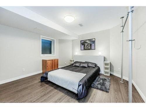 219 Corrie Crescent, Waterloo, ON - Indoor Photo Showing Bedroom