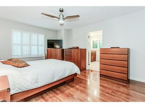 219 Corrie Crescent, Waterloo, ON - Indoor Photo Showing Bedroom