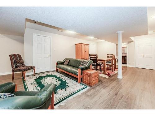 219 Corrie Crescent, Waterloo, ON - Indoor Photo Showing Living Room