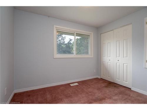 26 Summit Avenue, Kitchener, ON - Indoor Photo Showing Other Room