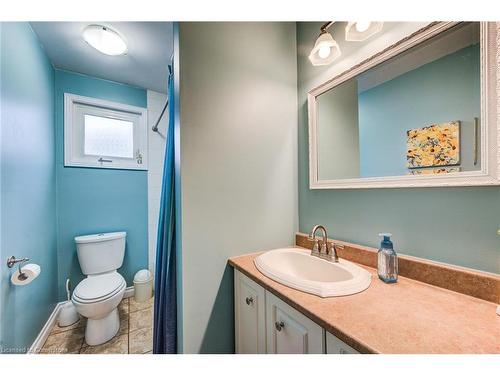 93 Cindy Avenue, Cambridge, ON - Indoor Photo Showing Bathroom