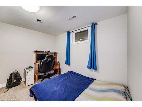 93 Cindy Avenue, Cambridge, ON - Indoor Photo Showing Bedroom