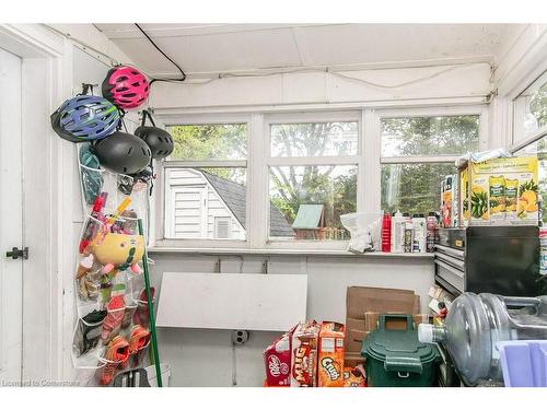 214 Union Street E, Waterloo, ON - Indoor Photo Showing Other Room