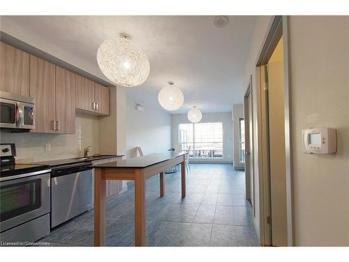 307-1 Victoria Street, Kitchener, ON - Indoor Photo Showing Kitchen With Stainless Steel Kitchen