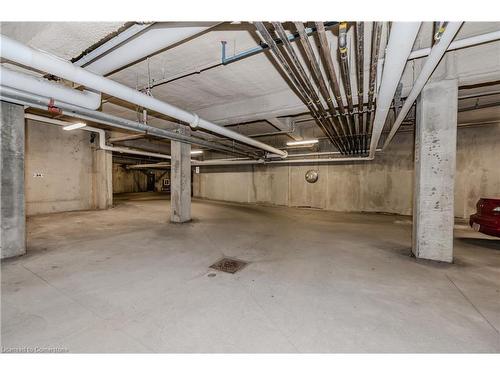 H201-62 Balsam Street, Waterloo, ON - Indoor Photo Showing Garage