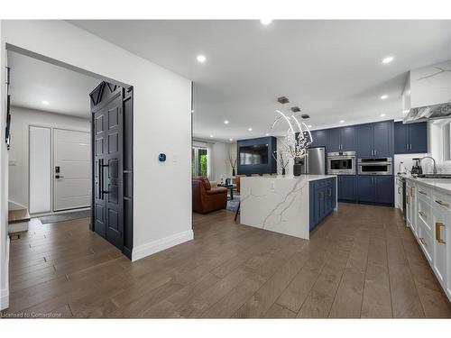 52 Rosewood Drive, Kitchener, ON - Indoor Photo Showing Kitchen With Upgraded Kitchen