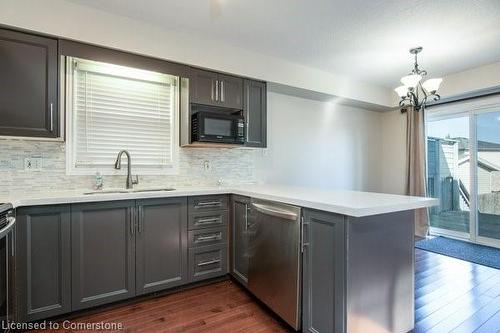 239 Bridlewreath Street, Kitchener, ON - Indoor Photo Showing Kitchen With Upgraded Kitchen