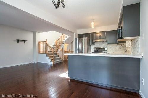 239 Bridlewreath Street, Kitchener, ON - Indoor Photo Showing Kitchen With Upgraded Kitchen