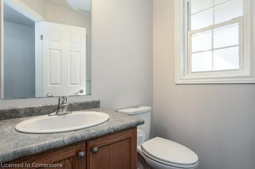 239 Bridlewreath Street, Kitchener, ON - Indoor Photo Showing Bathroom