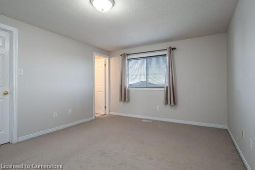 239 Bridlewreath Street, Kitchener, ON - Indoor Photo Showing Other Room