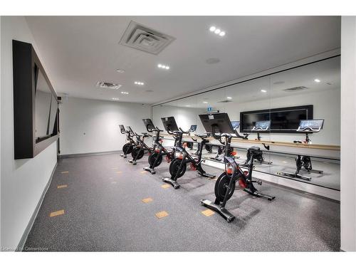 1112-15 Wellington St S, Kitchener, ON - Indoor Photo Showing Gym Room