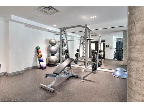 1112-15 Wellington St S, Kitchener, ON - Indoor Photo Showing Gym Room