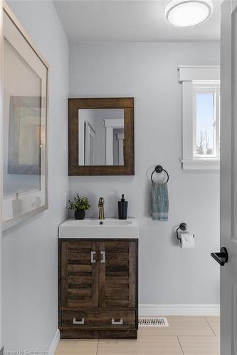 2648 Wilson Place, Innisfil, ON - Indoor Photo Showing Bathroom