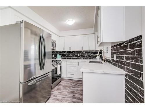 49 Vardon Avenue, Cambridge, ON - Indoor Photo Showing Kitchen With Double Sink With Upgraded Kitchen