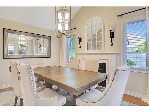 94 Adler Drive, Cambridge, ON - Indoor Photo Showing Dining Room