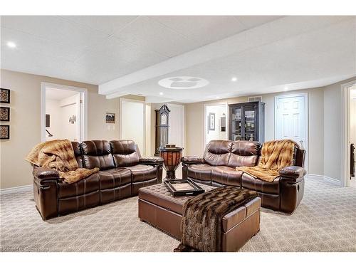 94 Adler Drive, Cambridge, ON - Indoor Photo Showing Living Room