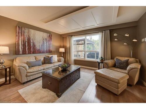 87 Green Bank Drive, Cambridge, ON - Indoor Photo Showing Living Room