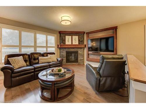 87 Green Bank Drive, Cambridge, ON - Indoor Photo Showing Living Room With Fireplace