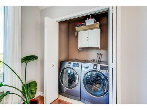 3 Kerwood Drive, Cambridge, ON - Indoor Photo Showing Laundry Room