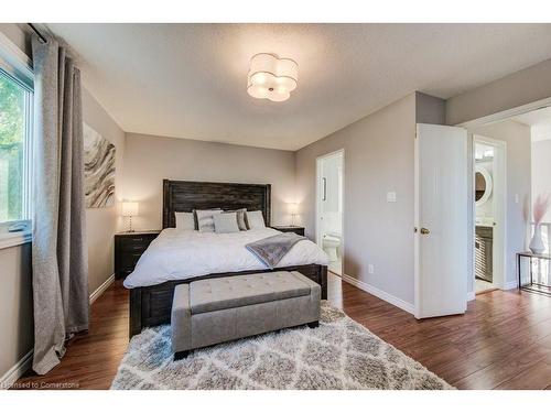 3 Kerwood Drive, Cambridge, ON - Indoor Photo Showing Bedroom