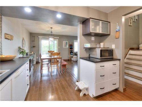 51-20 Paulander Drive, Kitchener, ON - Indoor Photo Showing Kitchen