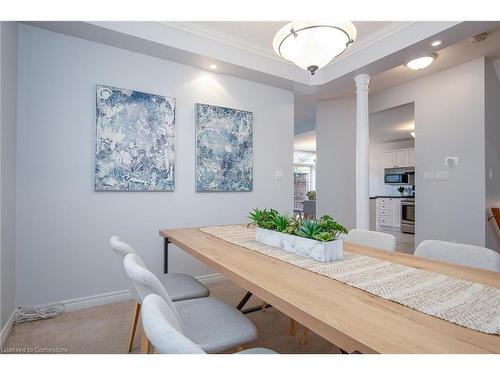 379 Beaver Creek Road, Waterloo, ON - Indoor Photo Showing Dining Room