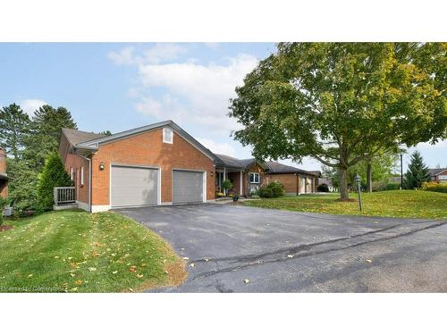 3-318 Roxton Drive, Waterloo, ON - Outdoor With Facade