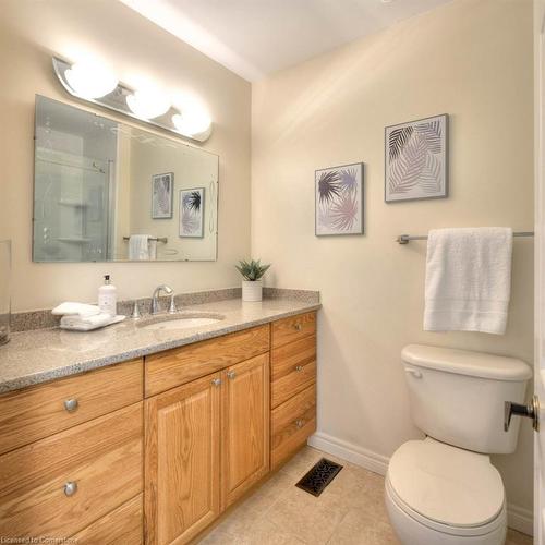 3-318 Roxton Drive, Waterloo, ON - Indoor Photo Showing Bathroom