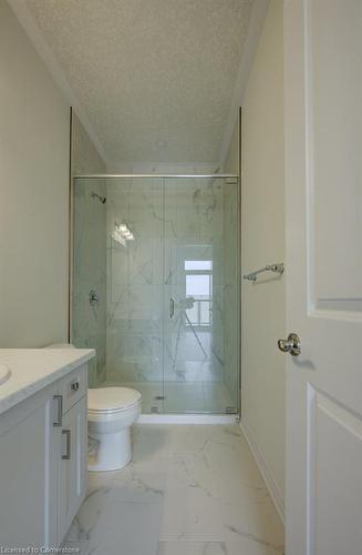 A012-142 Foamflower Place, Waterloo, ON - Indoor Photo Showing Bathroom