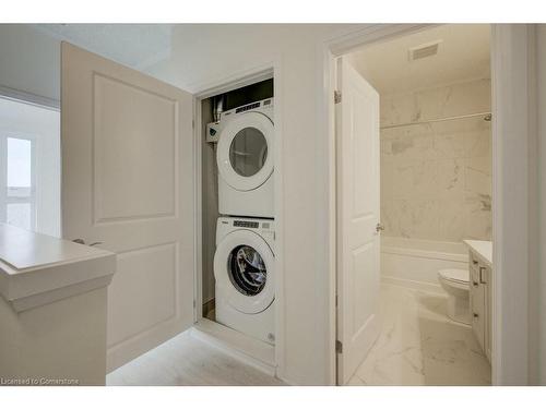 A012-142 Foamflower Place, Waterloo, ON - Indoor Photo Showing Laundry Room