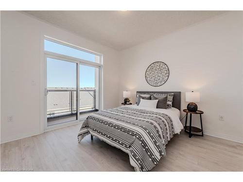 A012-142 Foamflower Place, Waterloo, ON - Indoor Photo Showing Bedroom