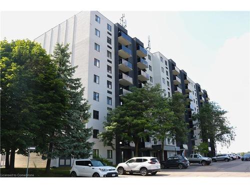 B501-120 Old Carriage Drive, Kitchener, ON - Outdoor With Facade